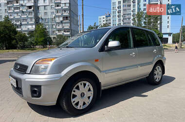 Ford Fusion  2010