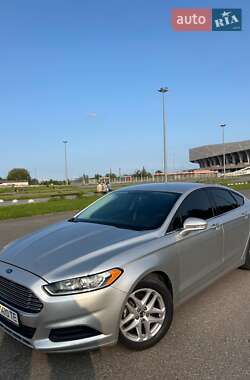 Ford Fusion  2016