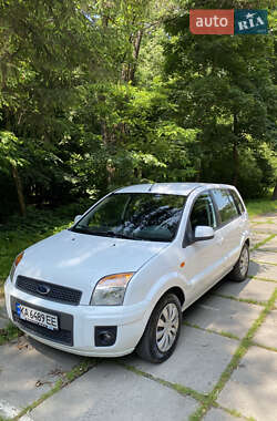 Ford Fusion  2010