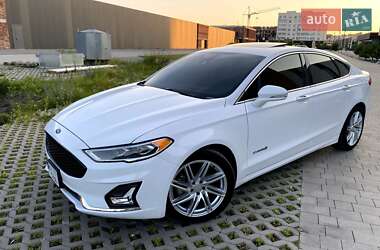 Ford Fusion  2019