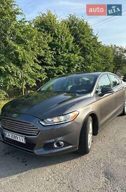 Ford Fusion 2015