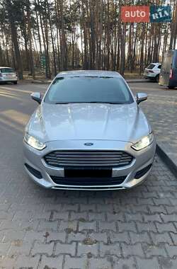 Ford Fusion 2015