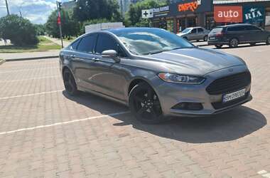 Ford Fusion  2013