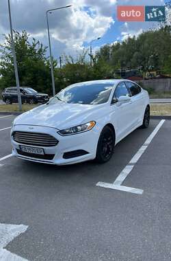 Ford Fusion  2015