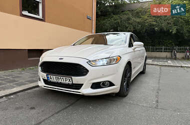 Ford Fusion  2012