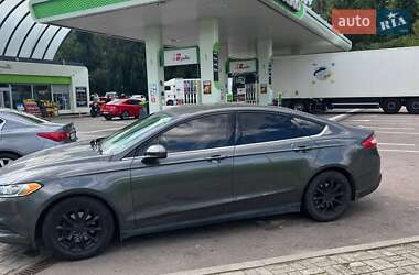 Ford Fusion  2016