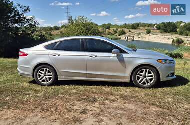 Ford Fusion  2014