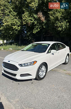 Ford Fusion 2016