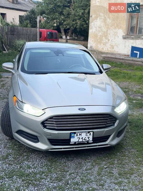 Ford Fusion 2015
