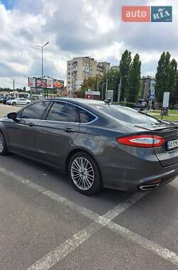 Ford Fusion  2015