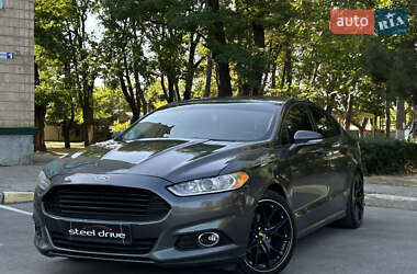 Ford Fusion  2015
