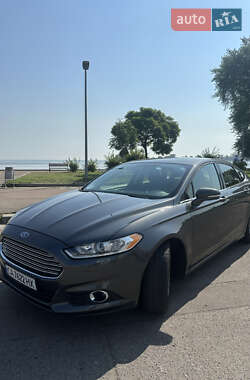 Ford Fusion  2015