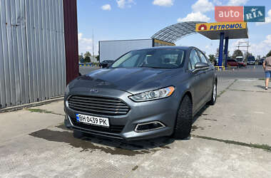 Ford Fusion  2015