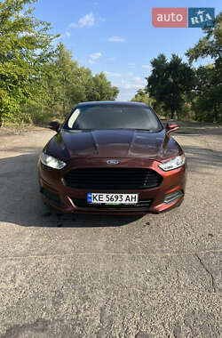 Ford Fusion  2015