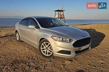 Ford Fusion 2016