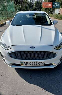 Ford Fusion 2019