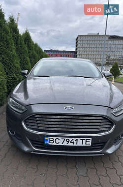 Ford Fusion  2013