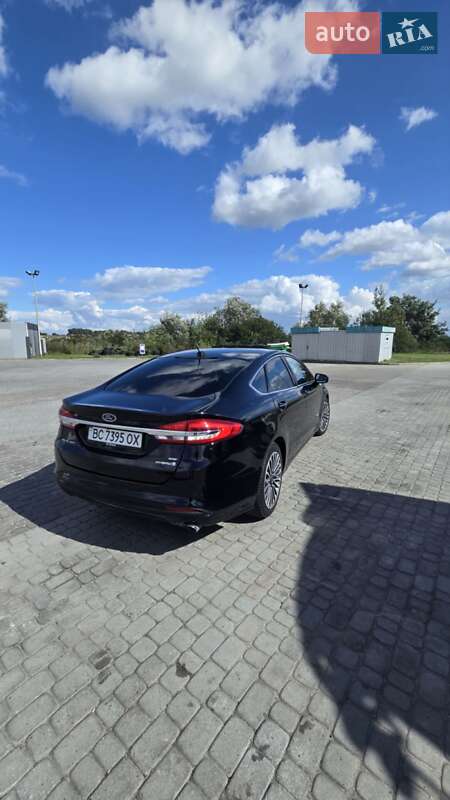Седан Ford Fusion 2018 в Львове