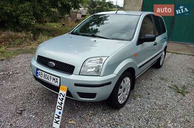 Ford Fusion  2003