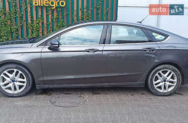 Ford Fusion  2015