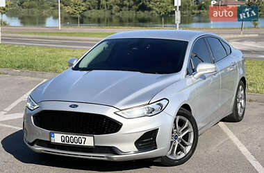 Ford Fusion  2019