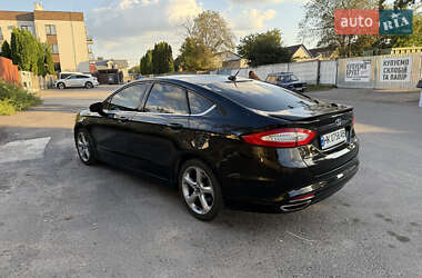 Ford Fusion  2015
