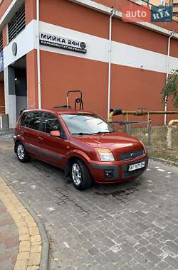 Ford Fusion  2008