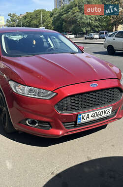 Ford Fusion  2016