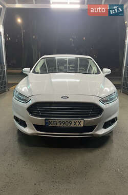 Ford Fusion  2015