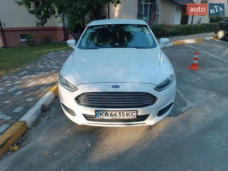 Ford Fusion 2016