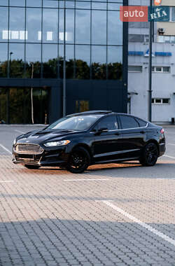 Ford Fusion  2013