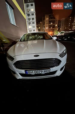 Ford Fusion  2013