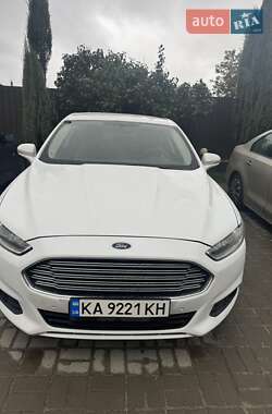 Ford Fusion  2013