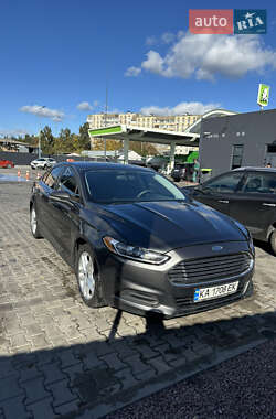 Ford Fusion  2016