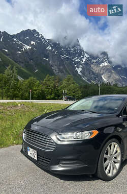 Ford Fusion  2013