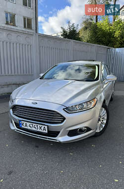 Ford Fusion 2016