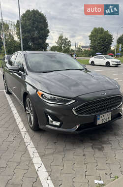 Ford Fusion  2019