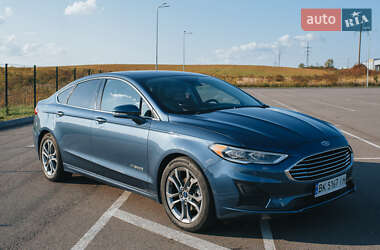 Ford Fusion  2018