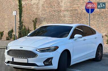 Ford Fusion  2019