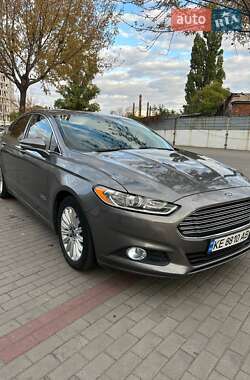 Ford Fusion  2013