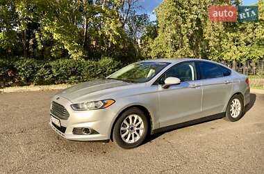 Ford Fusion  2015