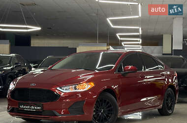 Ford Fusion  2020