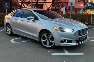 Ford Fusion  2015