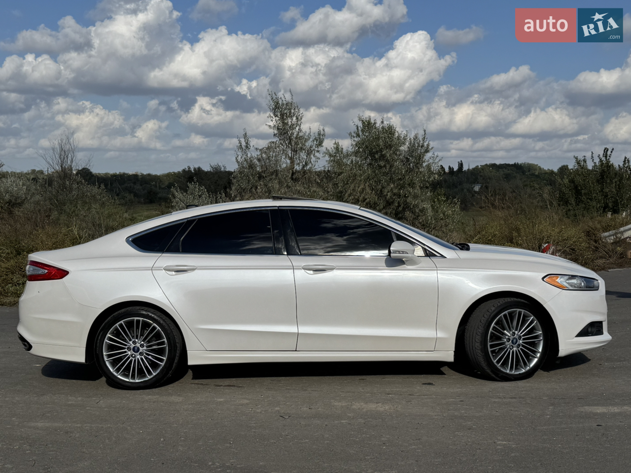 2012 Ford Fusion - мініатюра 5