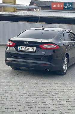 Ford Fusion  2013