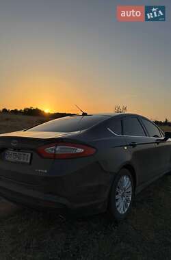 Ford Fusion  2014