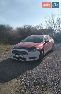 Ford Fusion 2015