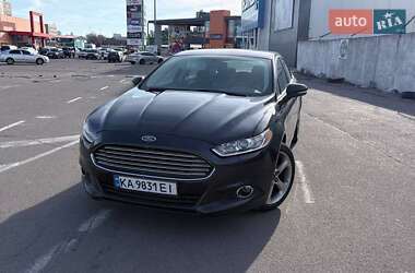 Ford Fusion  2013