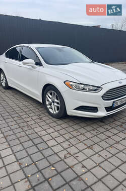 Ford Fusion  2015