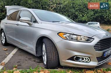 Ford Fusion 2016